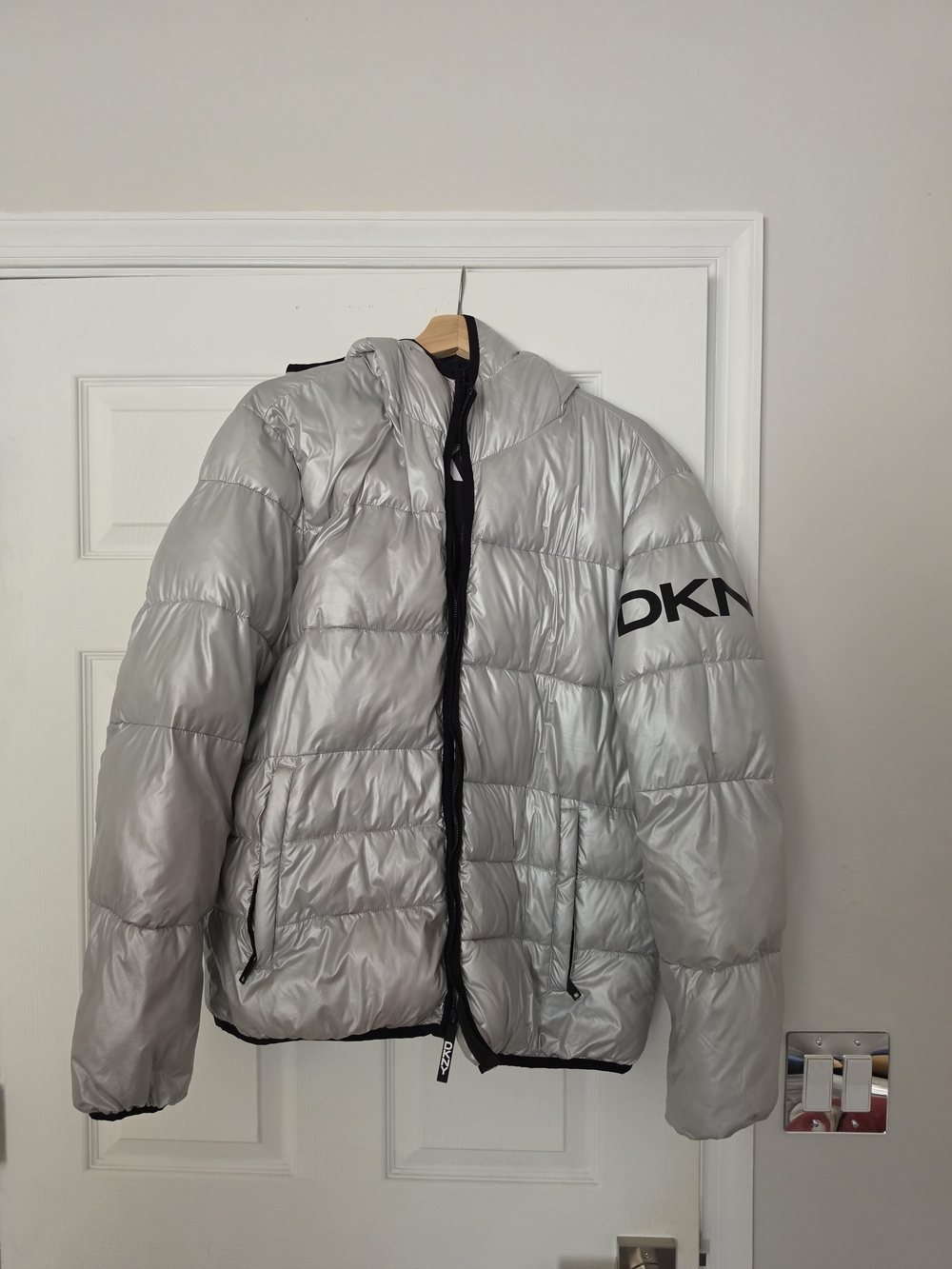 DKNY Silver Puffer Jacket with Hood size M fit L